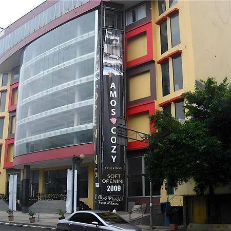 Amos Cozy Hotel Melawai Jakarta Exteriér fotografie